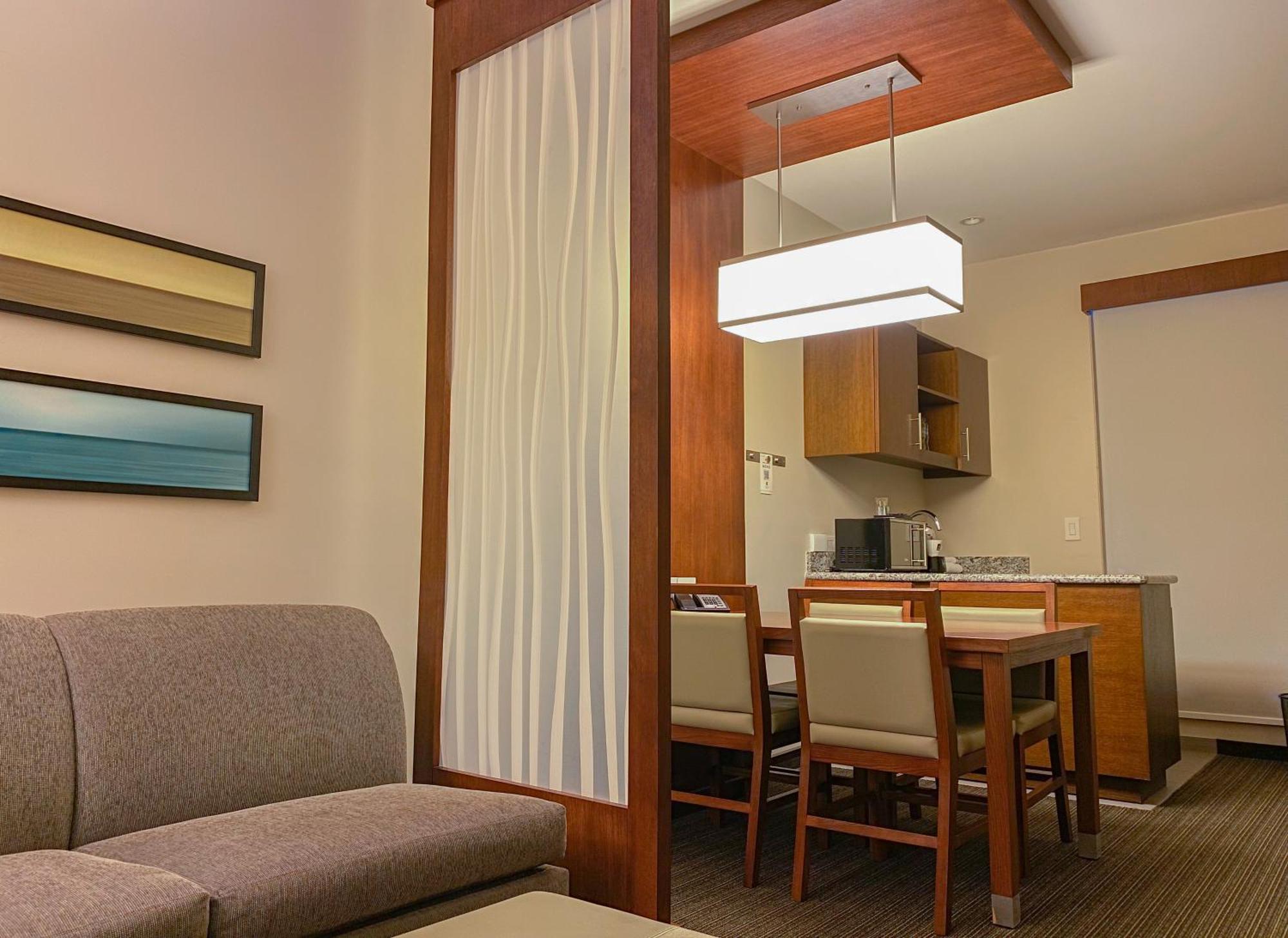 Hyatt Place San Jose Pinares Curridabat Exterior photo